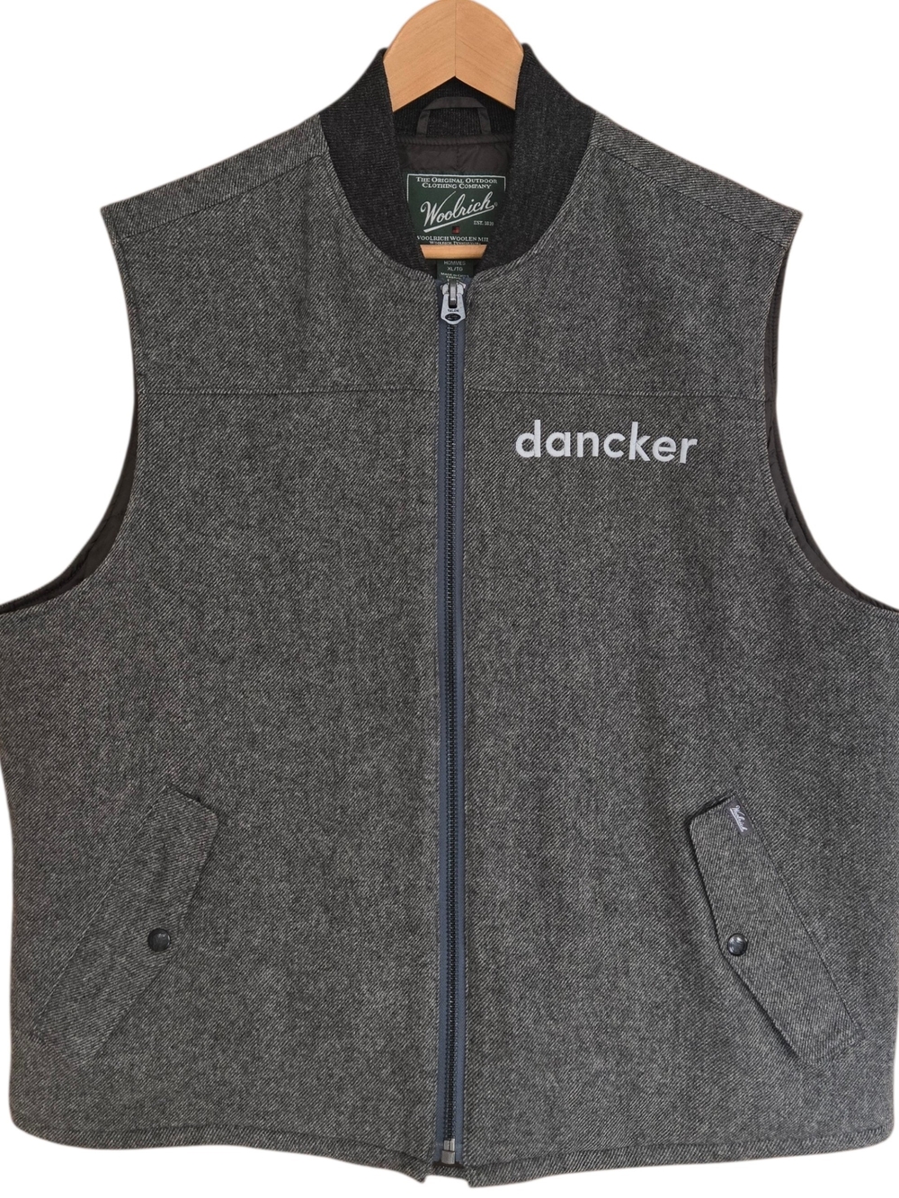 Woolrich Bear Claw Vest Mens Size XL Gray Full Zip Lined Utility Dancker 18070